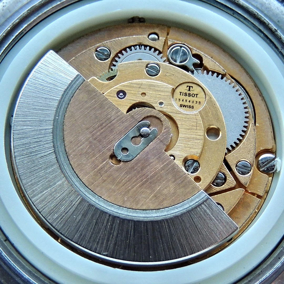 1046-tissot-seastar-blue-tv-5